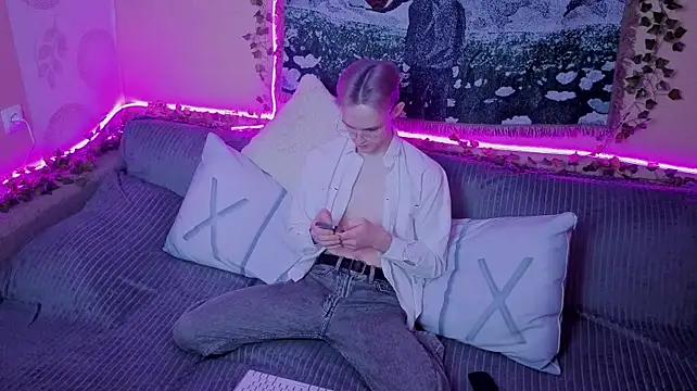 XXX chat uživo modela Midnight_gospell
