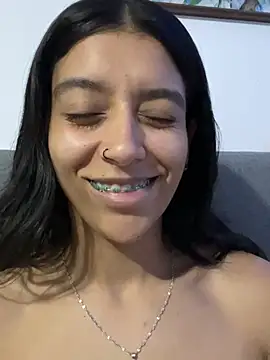 BrittanyDiaz's Live XXX Chat