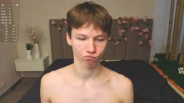 cuMte_boy Chat XXX in diretta