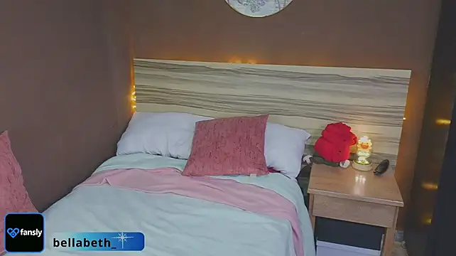 _Bella_Beth_ Chat XXX in diretta
