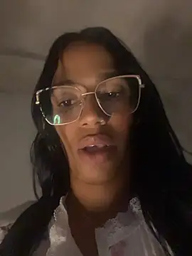 Chatroom XXX en direct de FlorSalvaje_
