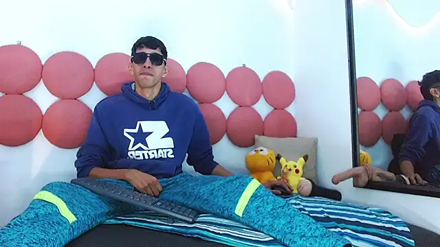 Drake_Jack Live XXX Chat