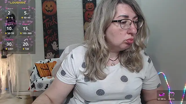 Chat XXX ao vivo de KKMimiKK