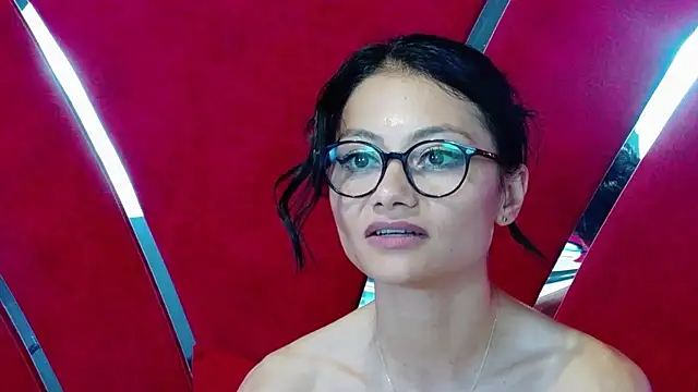 دردشة MayaLeey الجنسية المباشرة