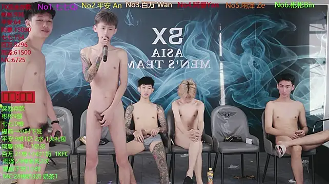 SX-001 élő XXX-chatje