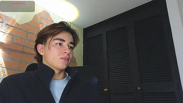 Connorr_01 Live XXX-Chat