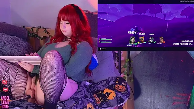 Angel-Lewd-Cake: απευθείας συνομιλία ΧΧΧ