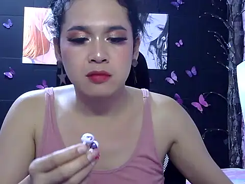 alluringlady07's Live XXX Chat