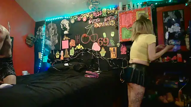 Chat XXX en directo de DaddyAndSplashQueen