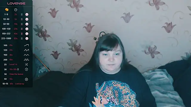 XXX chat uživo modela fistashka___