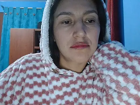 צ'אט XXX בשידור חי של SarahFriendly
