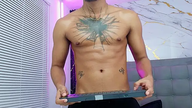 Czat XXX na żywo – kai_storm77