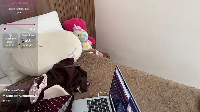 BabyMelie Live XXX-Chat