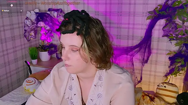 Candyy_Yeah Live XXX Chat