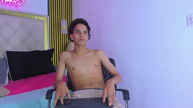 JustinSecret Chat XXX live