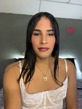 isabellaho1319 Show in webcam