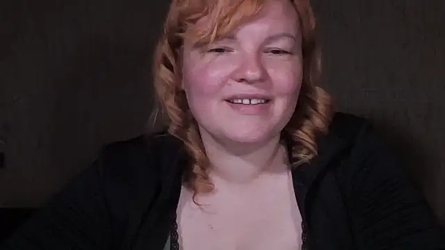 XXX chat uživo modela KrisryOxNiksss