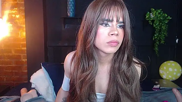 emma_cut3_: απευθείας συνομιλία ΧΧΧ