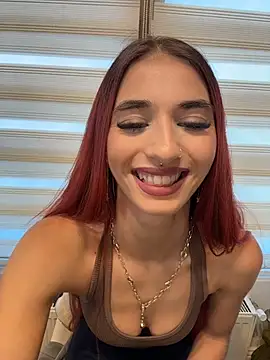 دردشة VixenRosse الجنسية المباشرة