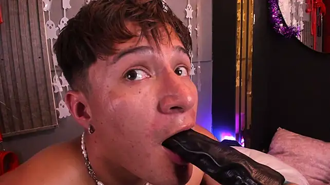 Hassbyd live XXX chat