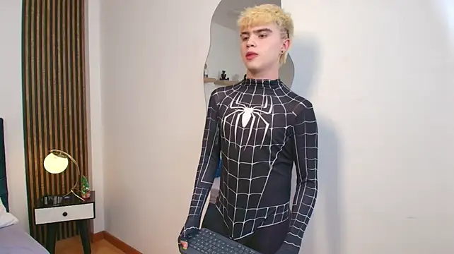 Chat +18 de Ian_Stone ao vivo