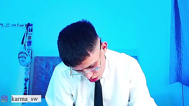 _justinmoon2 Adlı Modelin Canlı XXX Sohbeti