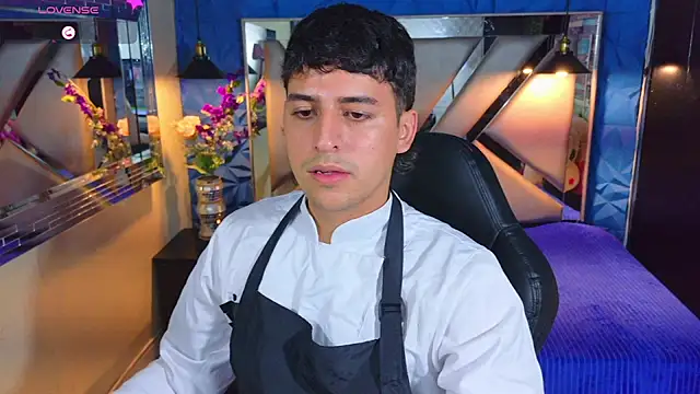 ian_sprouse's Live XXX Chat