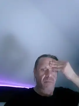 Webkamerová show INVISIBLEKUBA
