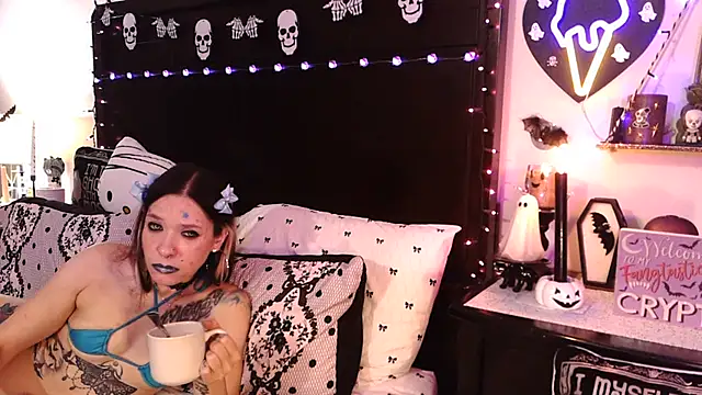 gothbaby3055's Live XXX Chat