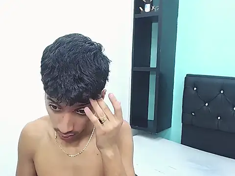 Chat XXX ao vivo de brayan__hot__
