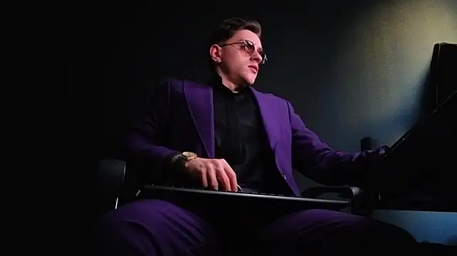 FelixStarkk Chat XXX live