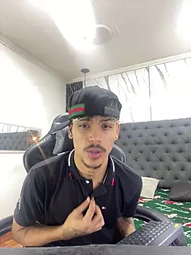 Angel_foxc13のライブXXXチャット