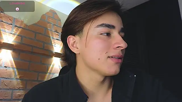 Connorr_01 – Naživo XXX chat