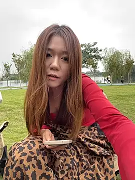 Mia999's Live XXX Chat