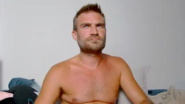 10in_deluxe live XXX chat