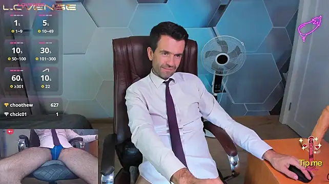 Živý XXX chat SteveTiger