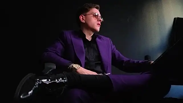 FelixStarkk 即時 XXX 聊天