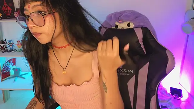 Yommi_winx_ Obrolan Langsung XXX