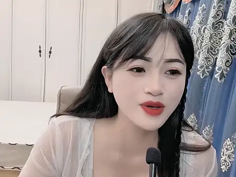sjsibi XXX чат на живо