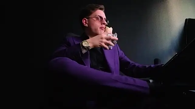 FelixStarkk: απευθείας συνομιλία ΧΧΧ