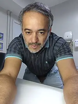 Chat +18 de NARDOBSB ao vivo
