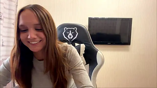 NadeneGutches – Naživo XXX chat