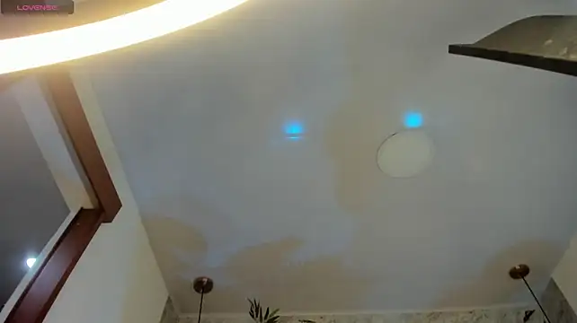 Chat XXX en directo de LittleeJaz