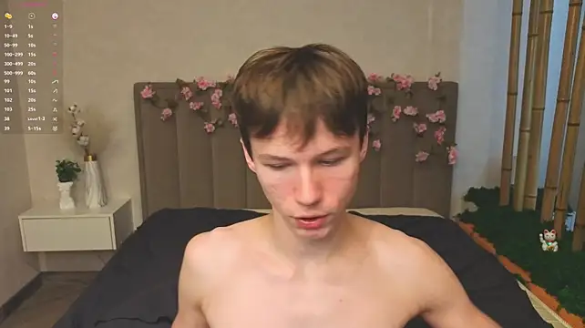 Chatroom XXX en direct de cuMte_boy