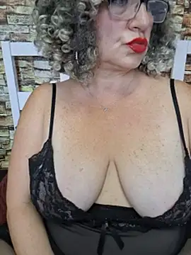 צ'אט XXX בשידור חי של PassionAza