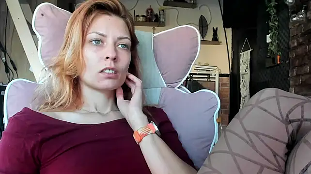 karo123421's Live XXX Chat