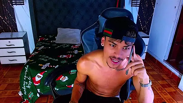 צ'אט XXX בשידור חי של Angel_foxc13