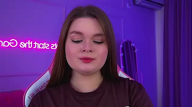 CrystalLyons – Naživo XXX chat