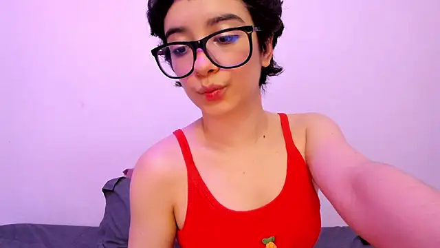 Diotima_'s Live Chat Room
