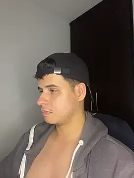 XXX chat uživo modela BjornSteel
